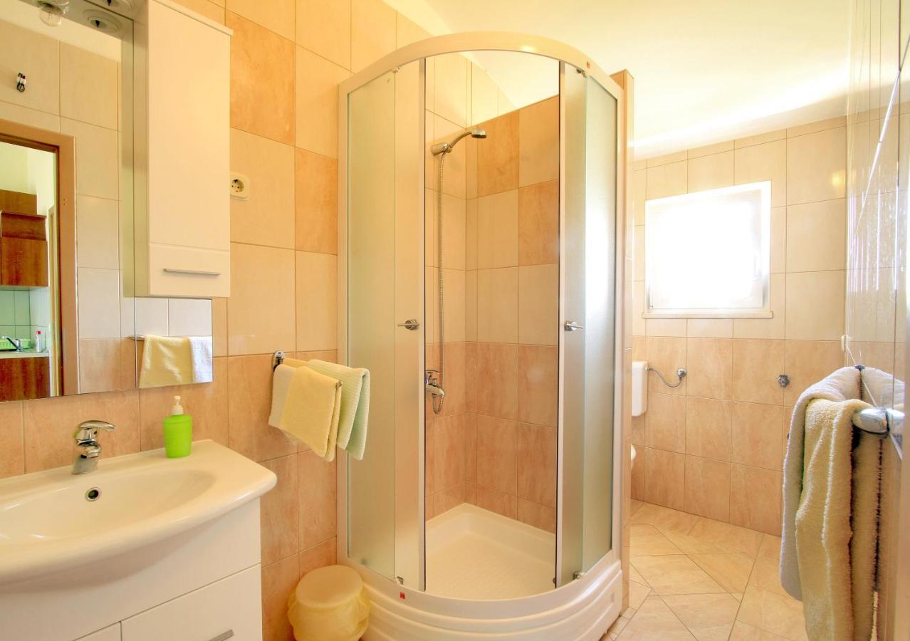 Apartments Duricic Ловиште Экстерьер фото